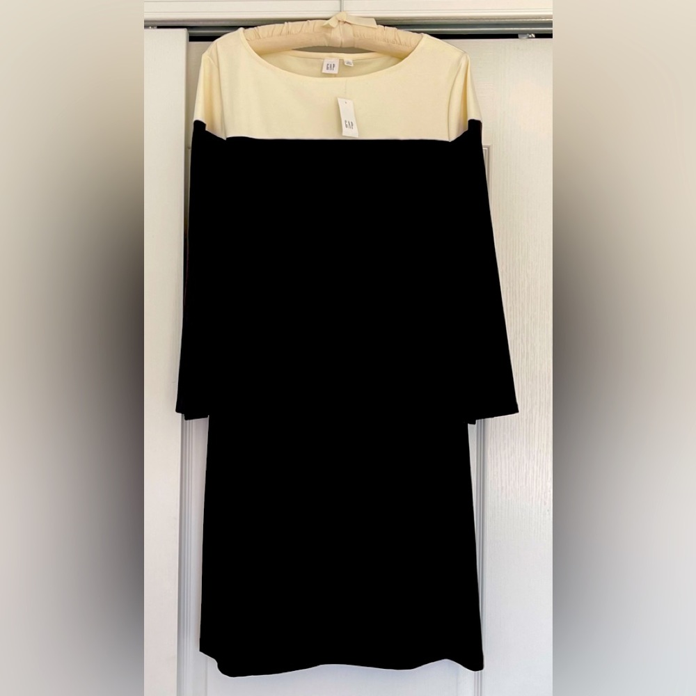 NWT Gap Knit Dress